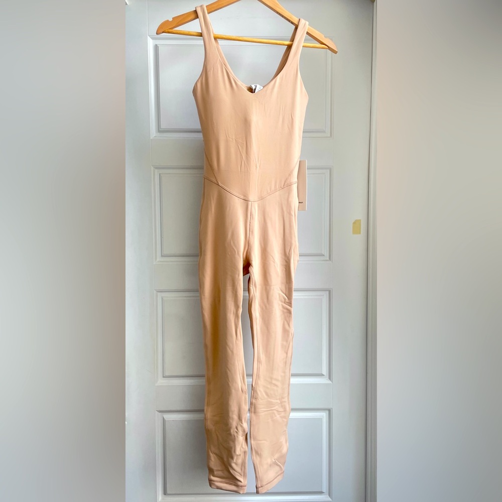 Lululemon Align SZ 2 Bodysuit 25in